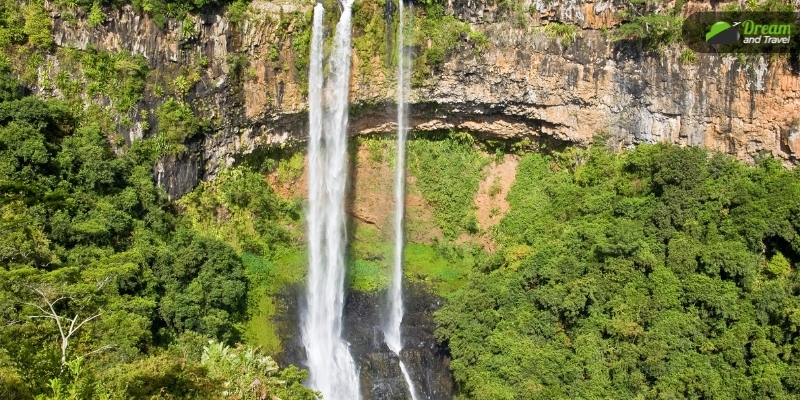 Alexandra Waterfalls