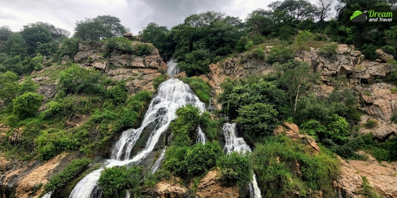 Chunchi Falls