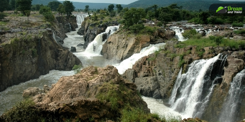 Hogenakkal Falls