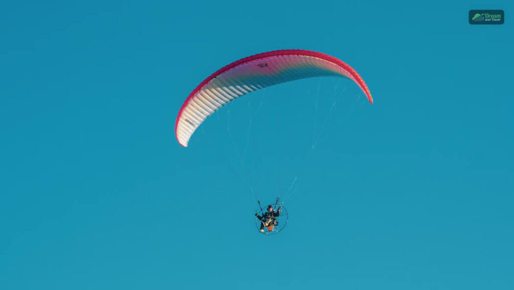 Paragliding