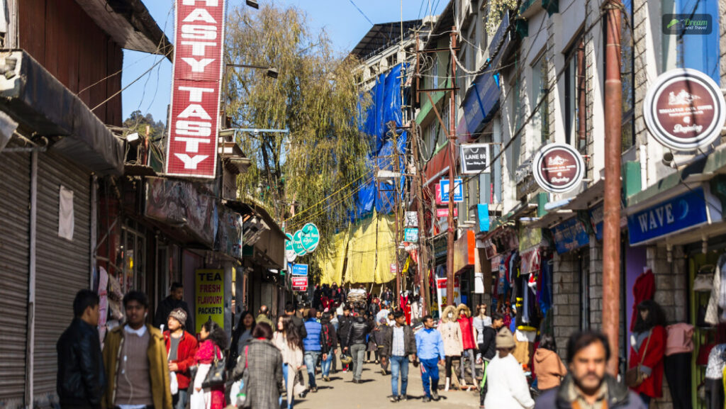 Shopping And Local Markets_ Unique Places To Visit In Darjeeling