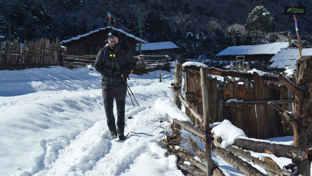 What Is The Time For Snowfall In Darjeeling_