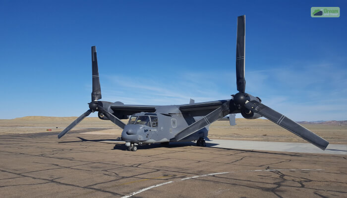 Canyonlands Field Airport (CNY)