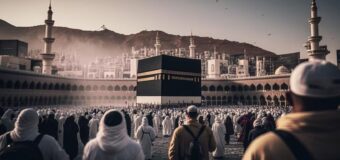 Group Umrah Packages vs Private Umrah Packages