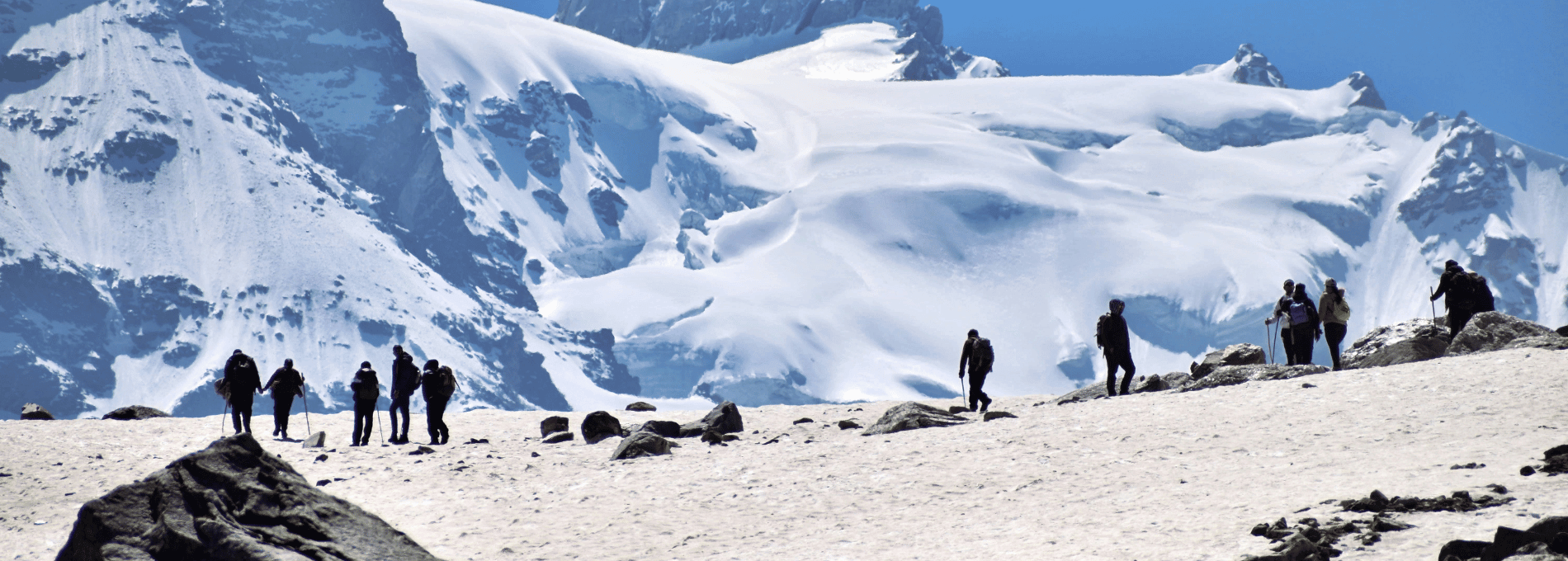 hampta pass trekking