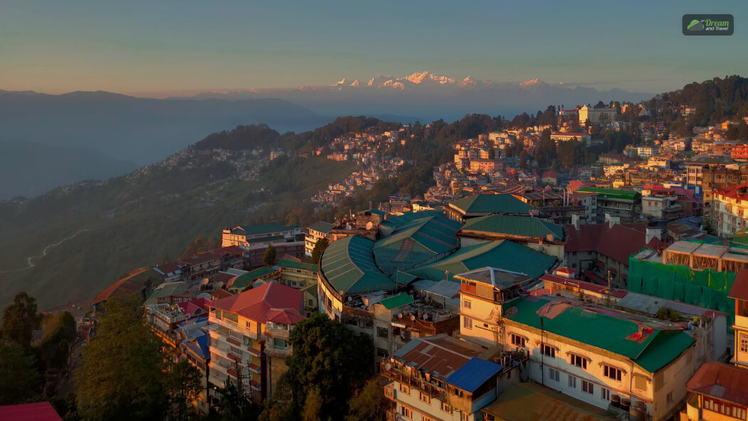 Darjeeling - best honeymoon destination