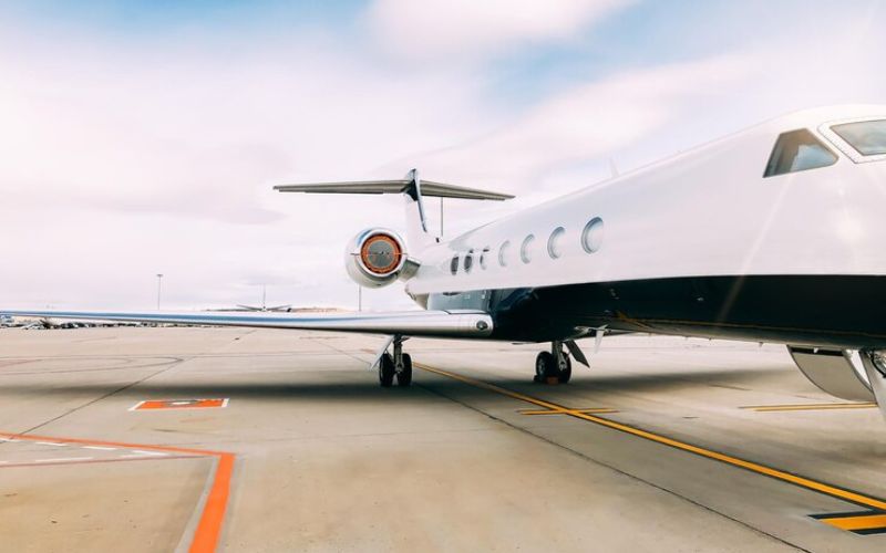 The Don'ts of Flying on a Private Jet